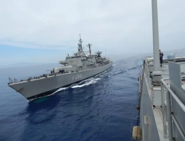 ΓΕΕΘΑ και ΓΕΝ διαψεύδουν κατηγορηματικά τους ισχυρισμούς Α. Λοβέρδου για φ/γ «ΕΛΛΗ» (upd) - (βίντεο)